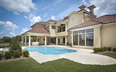 Can I Have a Custom Pool Built in My Backyard?