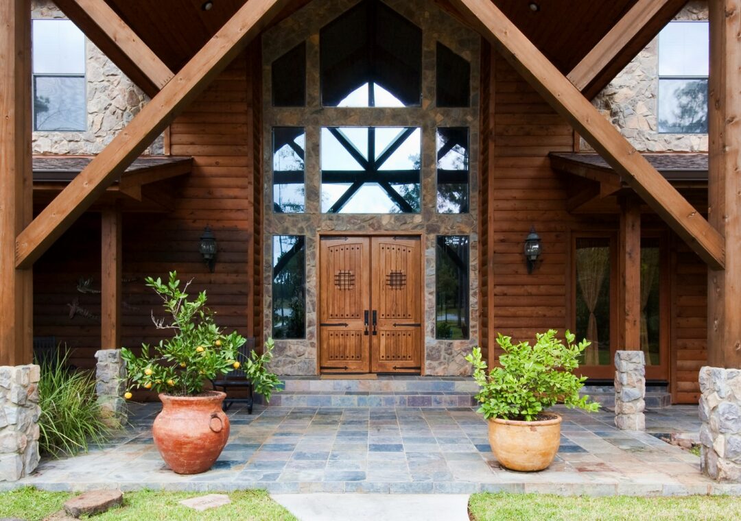 Mountain Style Lodge in High Meadow Ranch of Magnolia, Texas